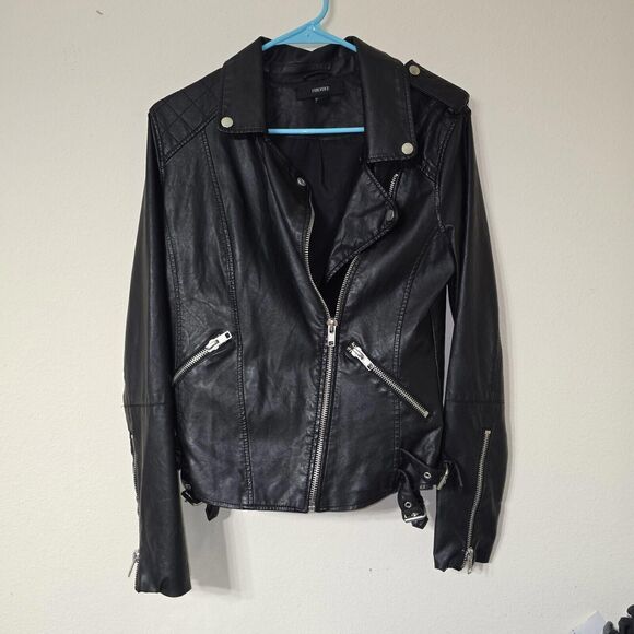 FOREVER 21 Jackets & Blazers - Forever 21 Women's Jacket Size Medium Black Faux Leather